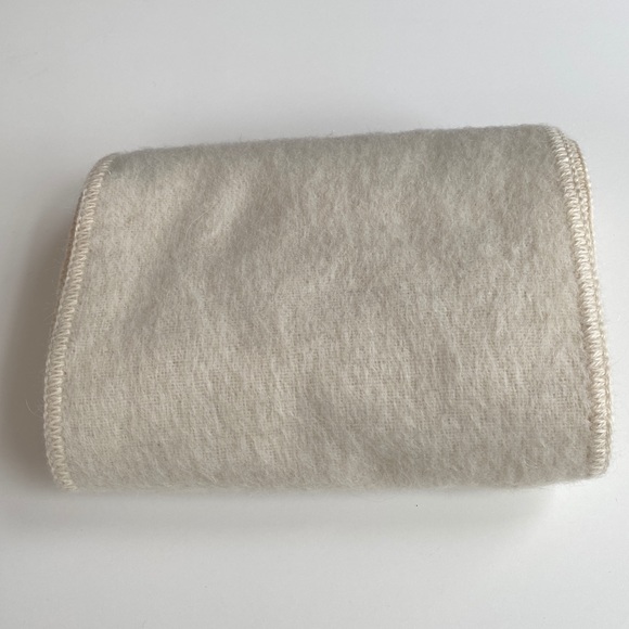 Alpaca Scarf‎ - Picture 2 of 5